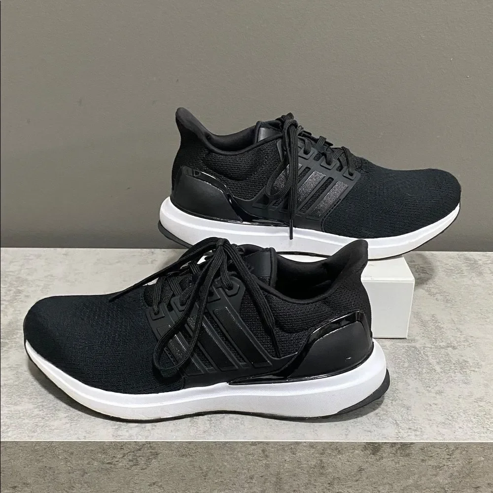 Adidas Bounce Black and White Athletic Shoes Mens 7.5 Women’s 9
